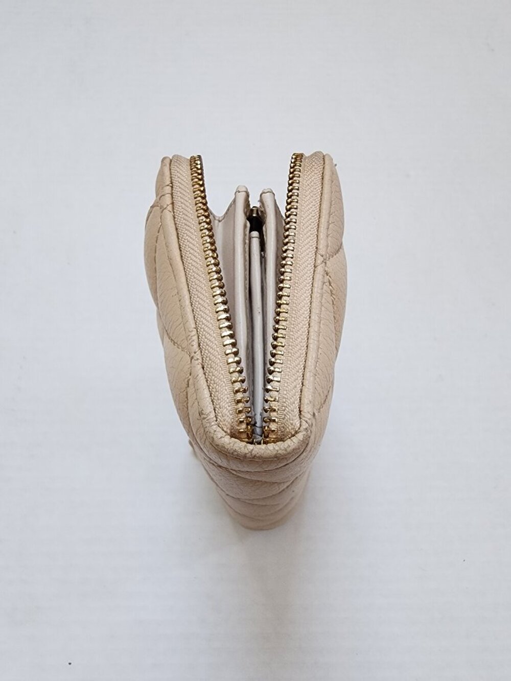 Kate Spade New York Quilted Leather Zip-Around Wallet - Beige - Picture 12 of 12